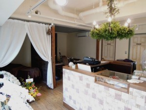 まつ毛エステ室など_ヘアサロン＆まつ毛エクステサロンkｏｋａｇｅ（世田谷区砧8-5-18　砧シンヨービル2F）