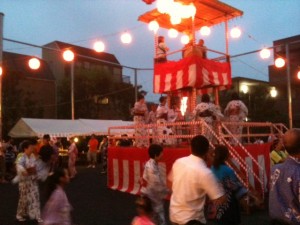 砧町町会_盆踊り