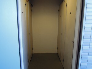 小田急線祖師ヶ谷大蔵駅徒歩10分　世田谷区砧4丁目 2DK オートロック・無料トランクルーム付ＲＣ造マンション　４階トランクルーム