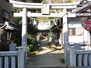 三峯神社鳥居_世田谷区砧4-6-1