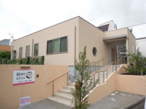 世田谷区砧4丁目砧ゆり眼科医院外観