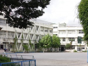世田谷区立山野小学校外観