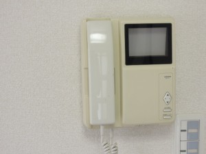 世田谷区千歳台４丁目３ＤＫ賃貸マンションTVドアホン（カラーモニター式へ交換前）