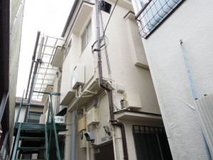 小田急線祖師ヶ谷大蔵駅徒歩14分、世田谷区砧３丁目ワンルームアパート外観