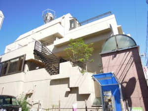 小田急線祖師ヶ谷大蔵駅徒歩３分　世田谷区砧８丁目 ワンルーム賃貸マンション外観